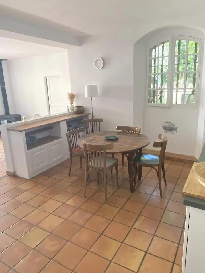 מרסיי Rez-De-Jardin Villa Provencale Vue Mer בית נופש